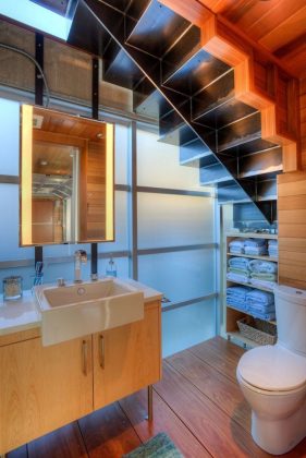 33 Trendy Basement Bathroom Ideas - Homeoholic