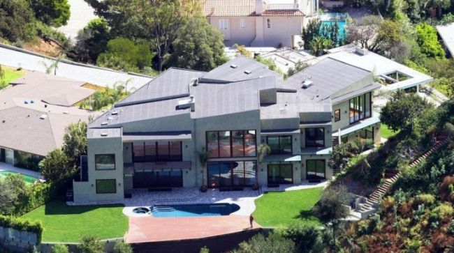 Luxury Celebrity Homes